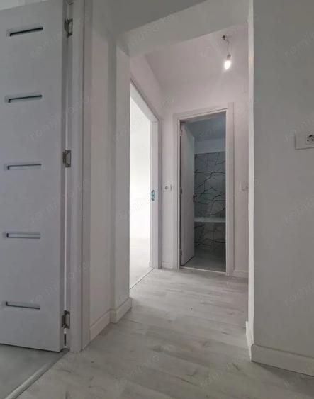 Apartament cu 2 camere decomandat, mobilat în Brâncoveanu
