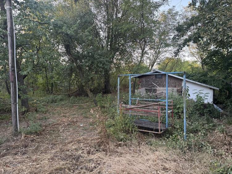 Casă cu 2 camere în Șerbănești