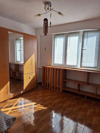 Garsonieră semidecomandată în Berceni