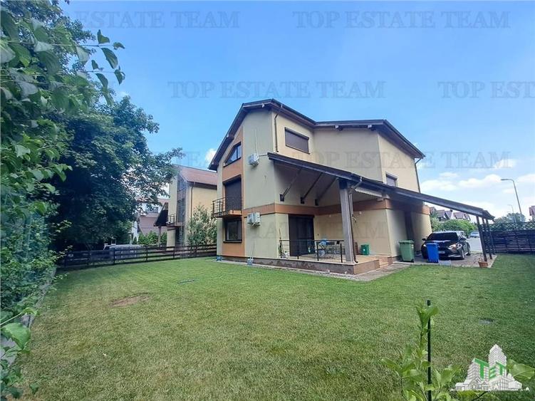 Casă individuală cu 7 camere cu Teren 505 Mp în Corbeanca
