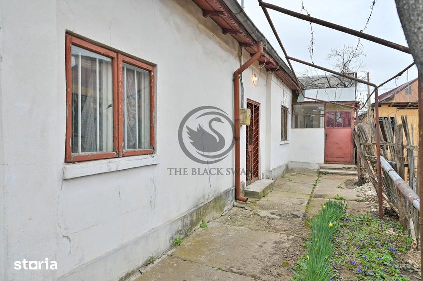 Casă cu 3 camere cu Teren 190 Mp în Central