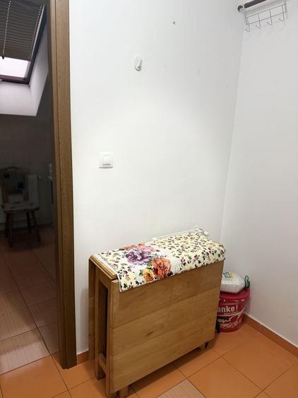 Garsonieră decomandată în Central