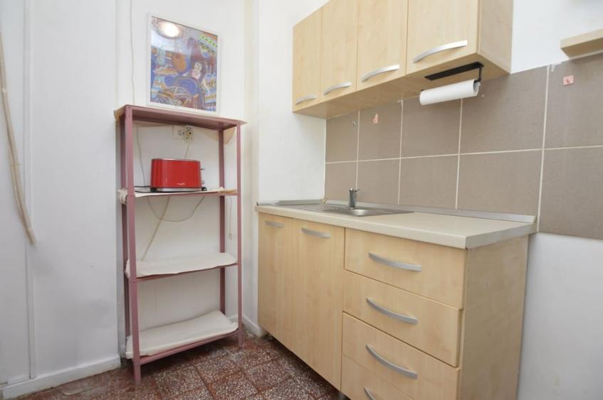 Garsonieră semidecomandată, mobilată în Titan