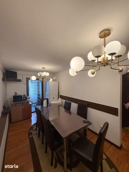 Apartament cu 2 camere decomandat în 1 Mai