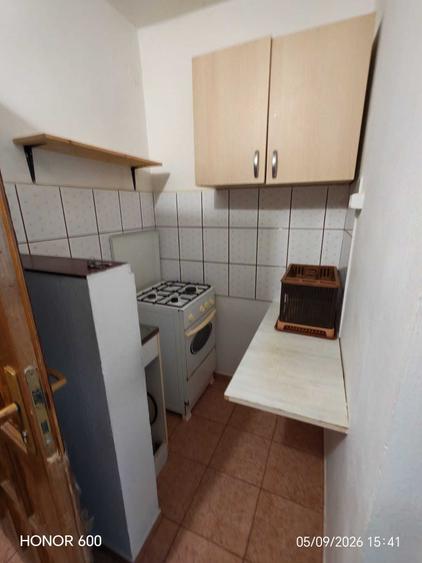 Garsonieră decomandată în Aradului