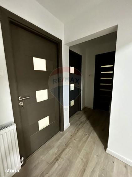 Apartament cu 3 camere decomandat în Săsar