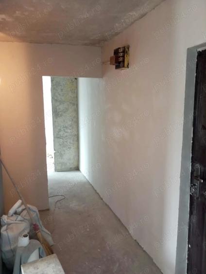 Apartament cu 2 camere decomandat în Micro 3