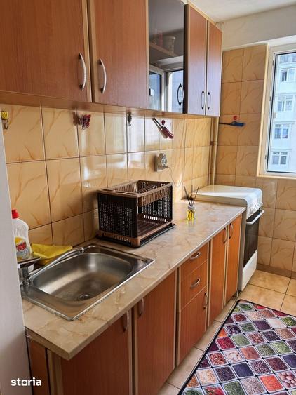 Apartament cu 2 camere semidecomandat în Pantelimon