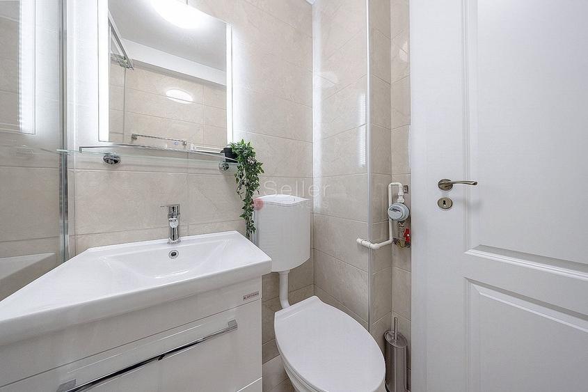 Apartament cu 3 camere decomandat, mobilat în Central