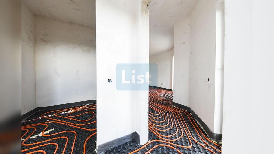 Casă cu 4 camere cu Teren 866 Mp în Feleacu