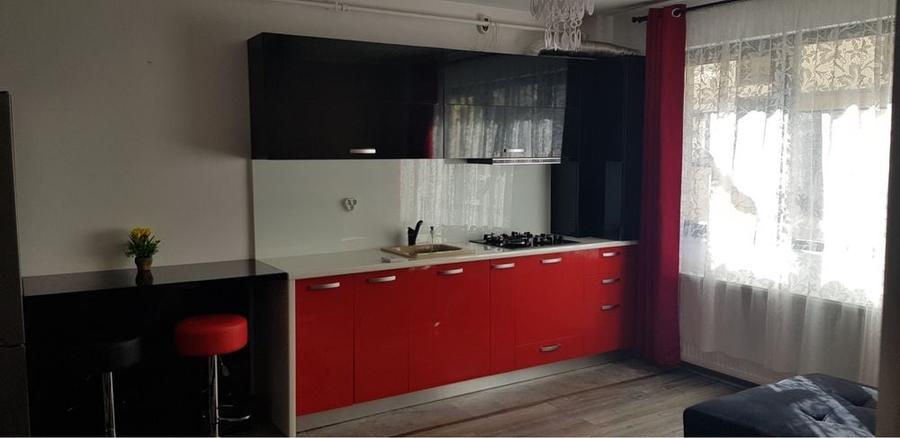 Apartament cu 2 camere semidecomandat în Florești