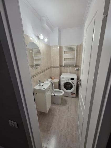 Apartament cu 4 camere decomandat, mobilat în Tomis III
