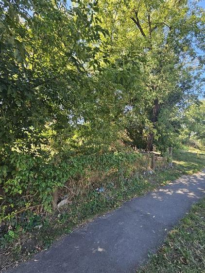 Teren Construcții intravilan de 6478 mp, în Central