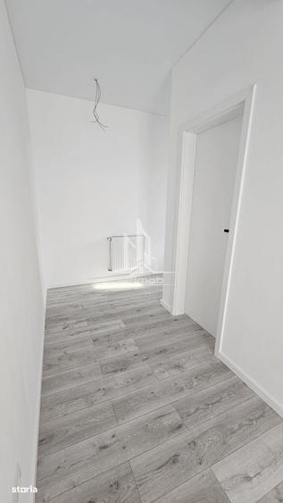 Apartament cu 3 camere în Central — fotografia 1