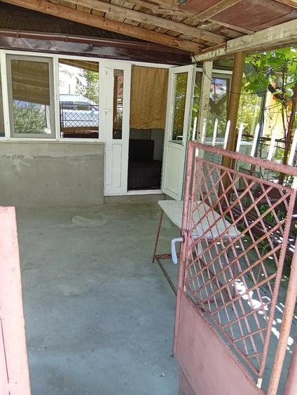 Casă cu 1 camere cu Teren 50 Mp în Exterior Vest