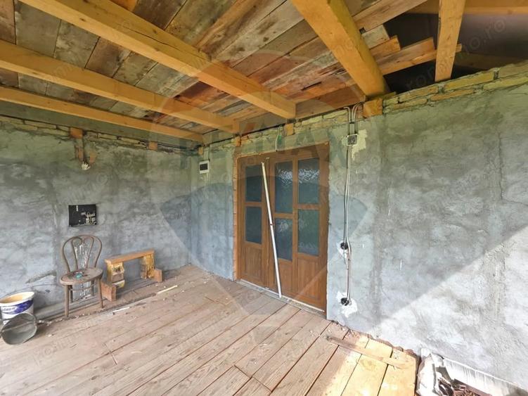 Casă cu Teren 4234 Mp în Deag