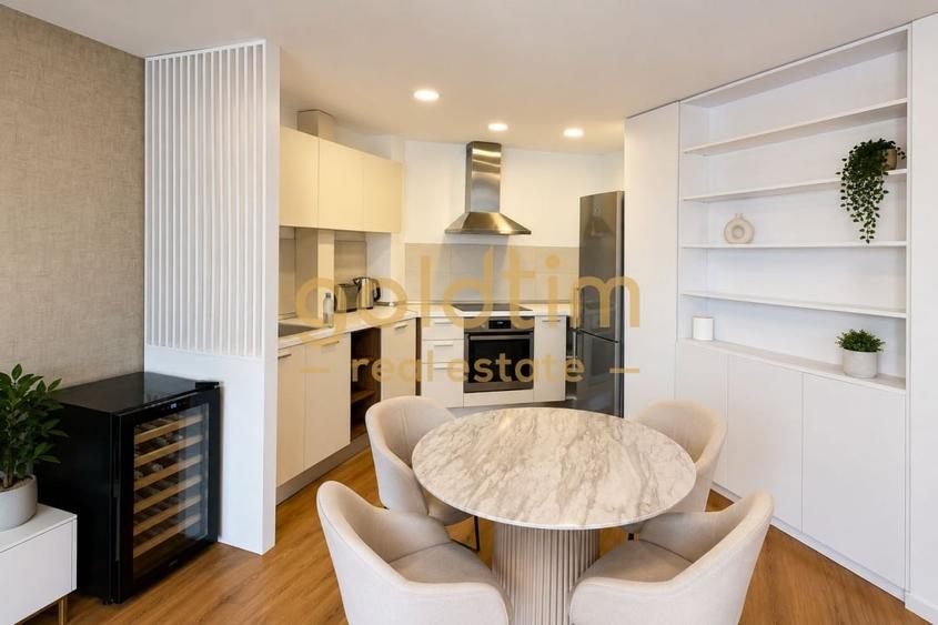 Apartament cu 3 camere semidecomandat în Herăstrău
