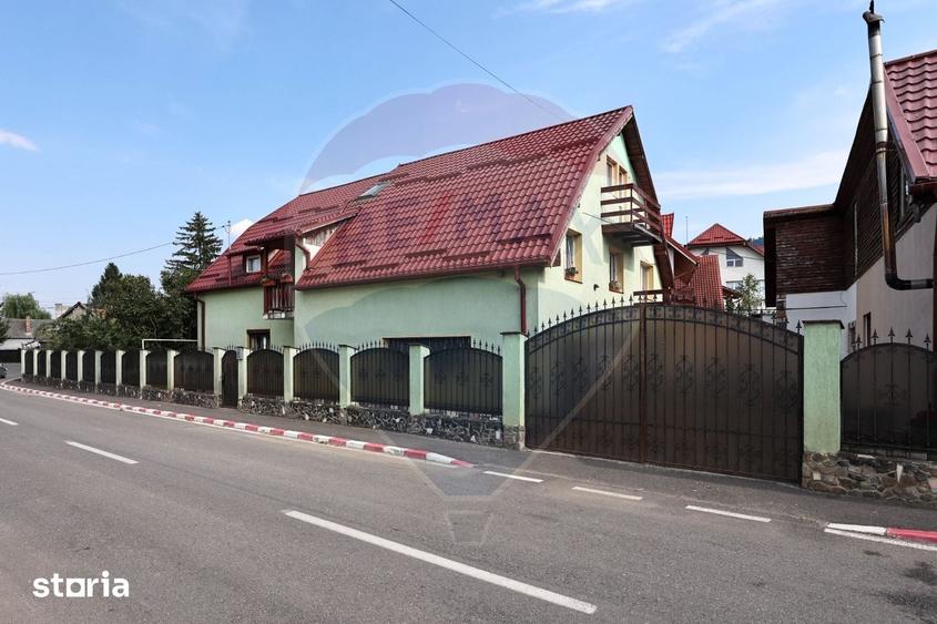 Casa cu gradina in zona Centrala Secele - 12