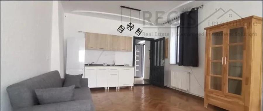 Casă cu 3 camere cu Teren 300 Mp în Centrul Istoric