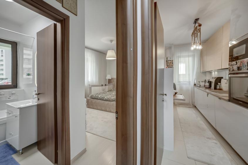 Apartament cu 4 camere decomandat, mobilat în Sisești