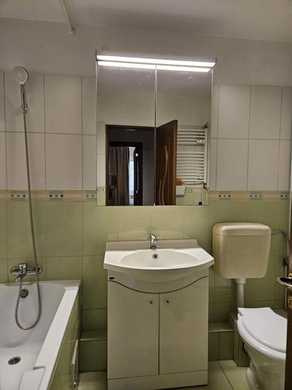 Apartament cu 2 camere decomandat, mobilat în P-ța Muncii