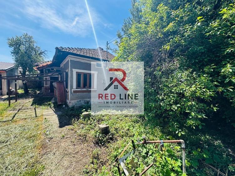 Casă cu 3 camere cu Canalizare în Nord