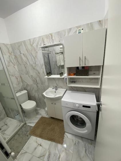 Apartament cu 2 camere semidecomandat, mobilat în Nord
