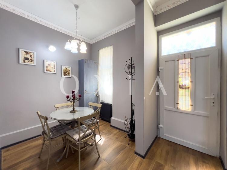Apartament cu 2 camere semidecomandat, mobilat în Central