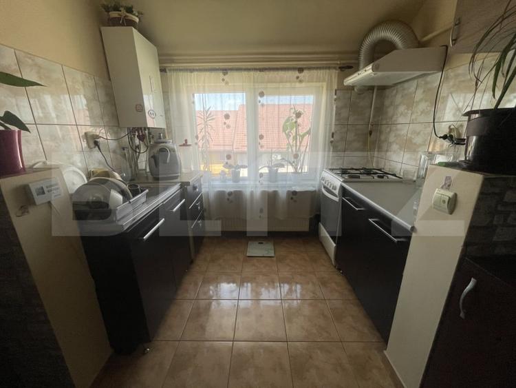 Apartament cu 3 camere decomandat, mobilat în Nord