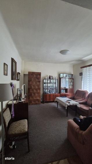 Casă cu 4 camere cu Teren 102 Mp în Casa de Cultură