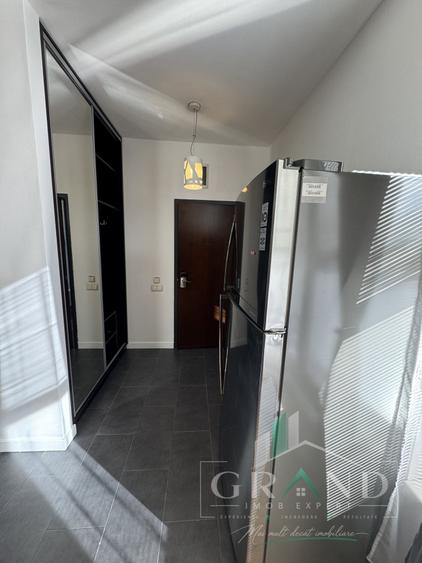 Apartament cu 2 camere semidecomandat, mobilat în Semicentral