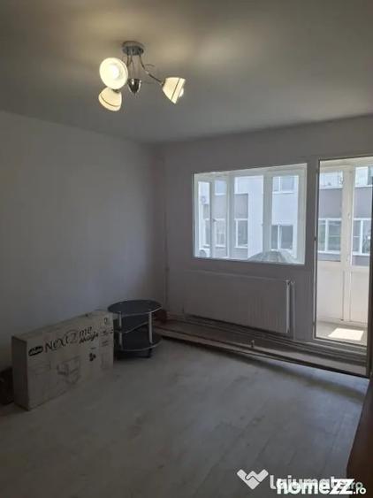 Apartament 2 camere, 48 mp, semidecomandat, mobilat ?i util - Craiova (Dolj) - 2