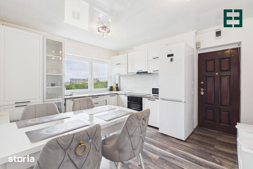 Apartament cu 2 camere semidecomandat, mobilat în Central