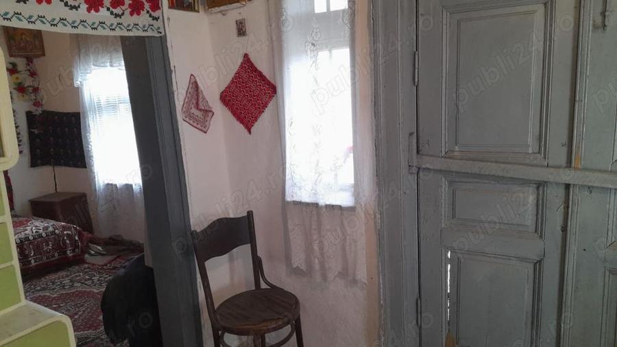Casă cu 4 camere în Brădeanu