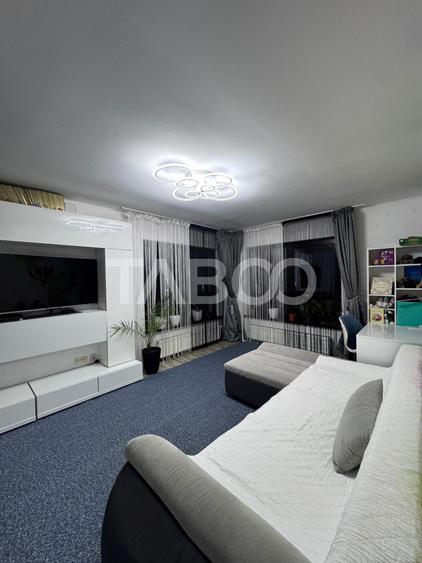 Apartament cu 2 camere decomandat, mobilat în Cedonia