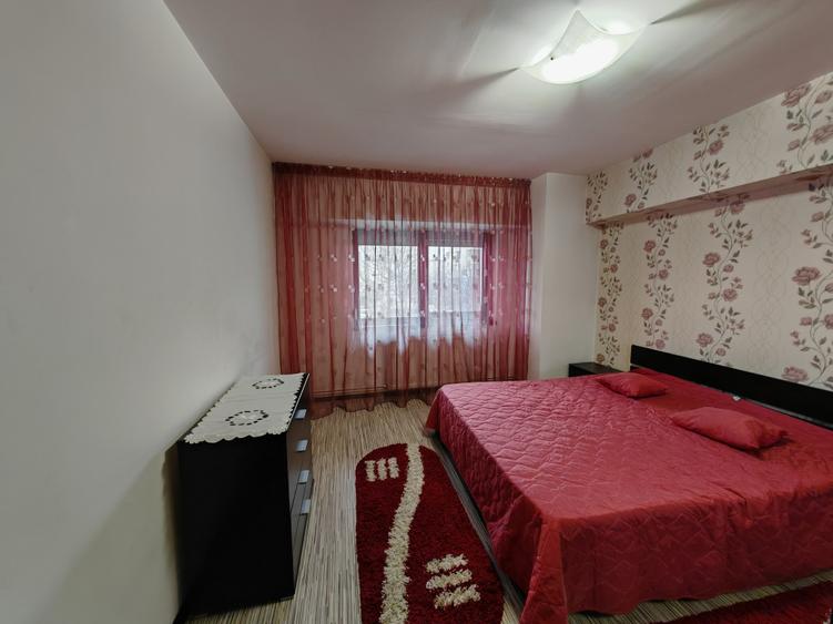 Apartament cu 3 camere decomandat, mobilat în Ștefan cel Mare