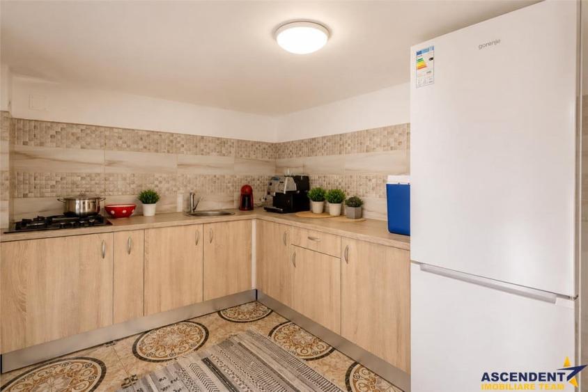 Casă cu 4 camere cu Teren 919 Mp în Sânpetru