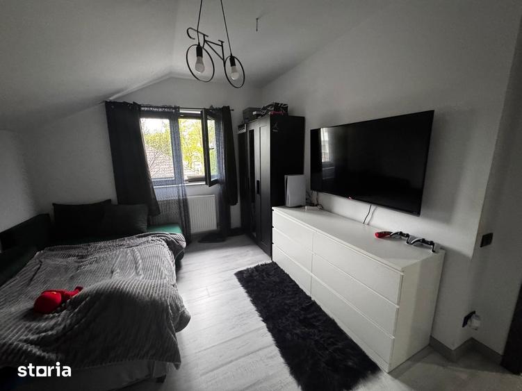 Casă cu 4 camere cu Teren 517 Mp în Dârste