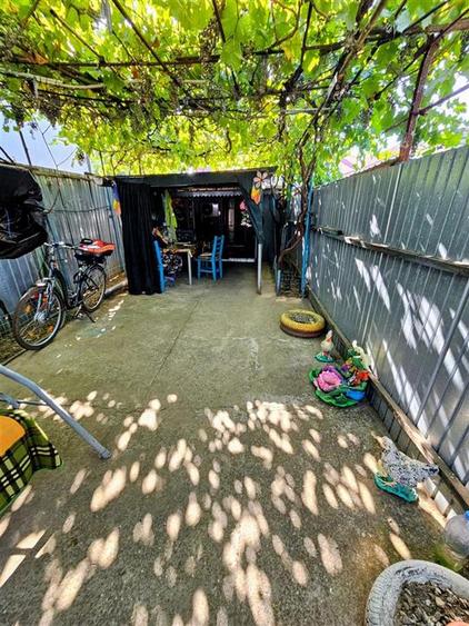 Casă cu 4 camere cu Teren 182 Mp în Pisc