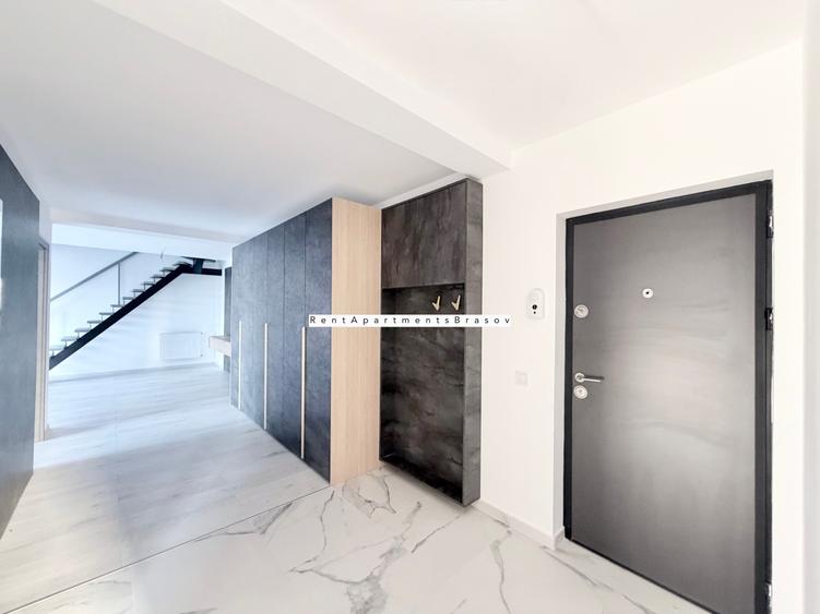 Apartament cu 4 camere în Tărlungeni