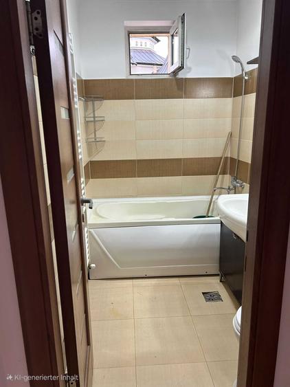 Apartament cu 4 camere semidecomandat în Gura Humorului