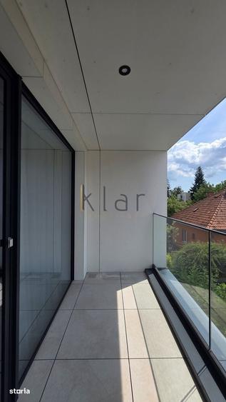 Apartament cu 3 camere semidecomandat în Calea Turzii
