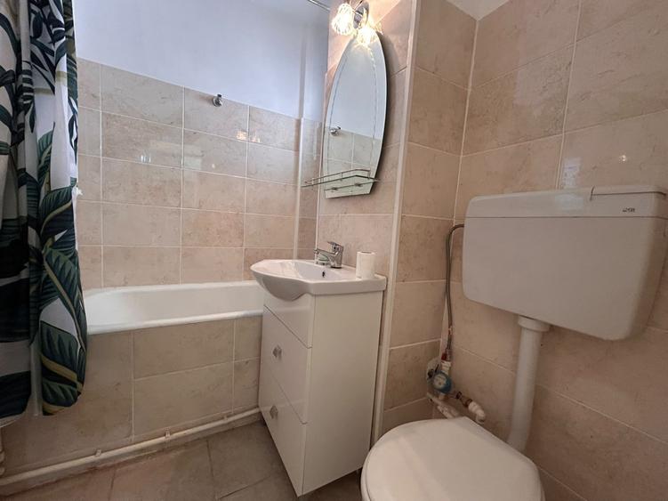 Apartament cu 2 camere decomandat, mobilat în Buzaului