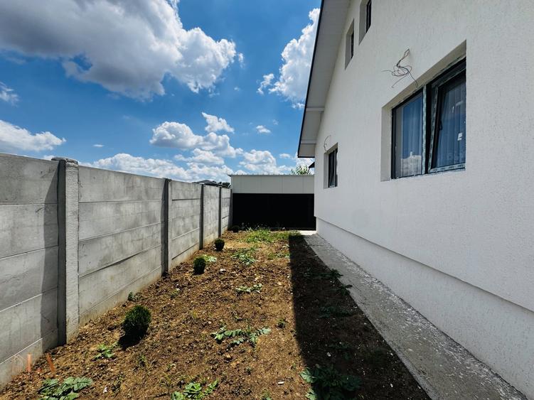 Casă individuală cu 3 camere cu Teren 246 Mp în Clinceni