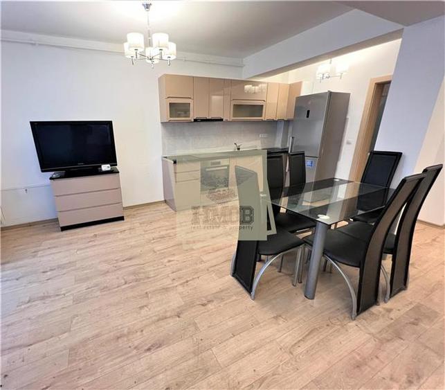 Apartament cu 2 camere semidecomandat, mobilat în Turnișor