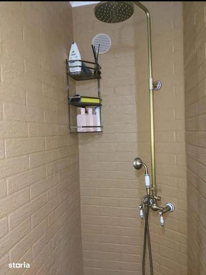 Apartament cu 4 camere, mobilat în Decebal