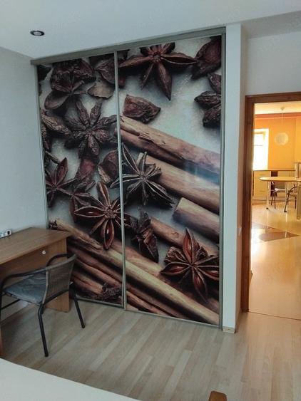 Apartament cu 3 camere decomandat în Plopilor