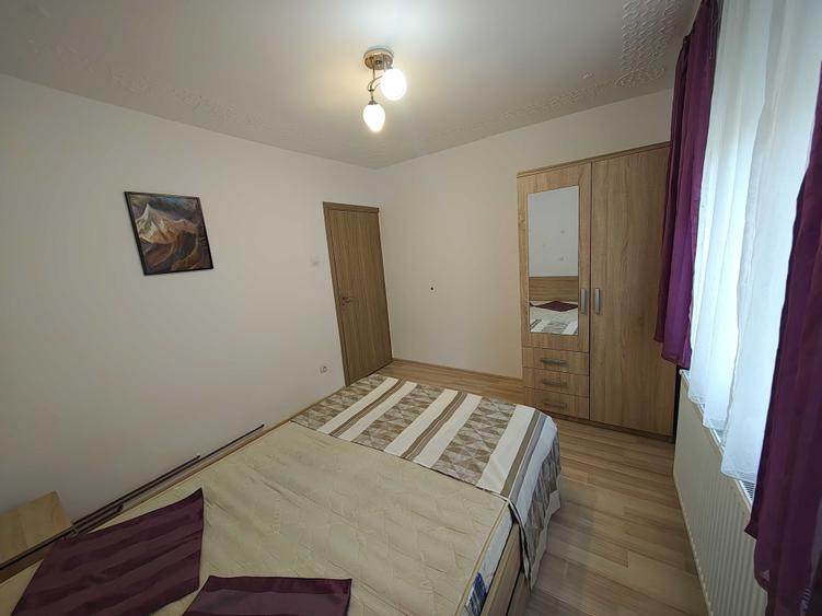 Inchiriere apartament cu 2 camere etajul 2 Zona Strand . - 1