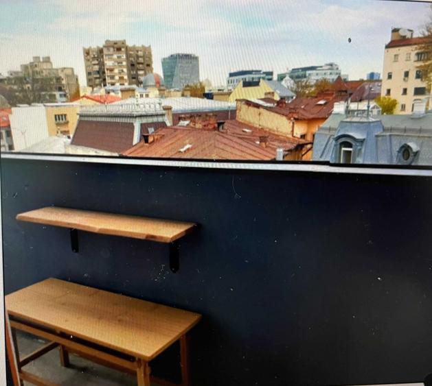 Garsonieră semidecomandată în Calea Victoriei