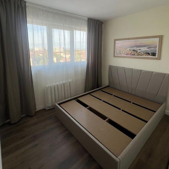 Apartament cu 2 camere decomandat în Cihei